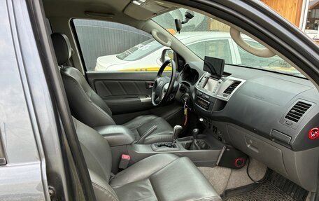 Toyota Hilux VII, 2013 год, 1 990 000 рублей, 8 фотография