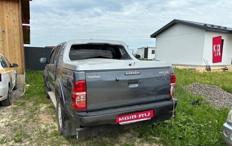 Toyota Hilux VII, 2013 год, 1 990 000 рублей, 6 фотография