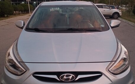 Hyundai Solaris II рестайлинг, 2013 год, 869 000 рублей, 6 фотография