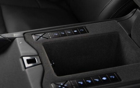 Lexus LX, 2022 год, 16 734 444 рублей, 20 фотография