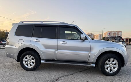 Mitsubishi Pajero IV, 2010 год, 1 390 000 рублей, 3 фотография