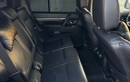 Mitsubishi Pajero IV, 2010 год, 1 390 000 рублей, 19 фотография