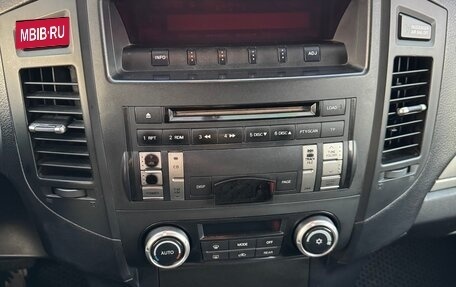 Mitsubishi Pajero IV, 2010 год, 1 390 000 рублей, 12 фотография