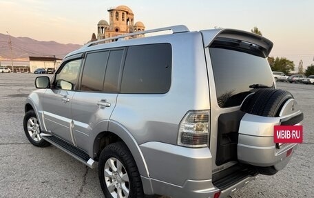 Mitsubishi Pajero IV, 2010 год, 1 390 000 рублей, 6 фотография