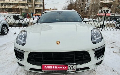 Porsche Macan I рестайлинг, 2015 год, 2 400 000 рублей, 3 фотография