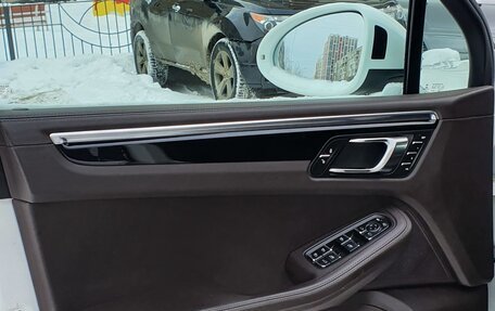 Porsche Macan I рестайлинг, 2015 год, 2 400 000 рублей, 11 фотография