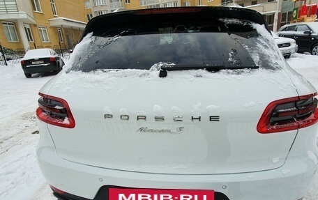 Porsche Macan I рестайлинг, 2015 год, 2 400 000 рублей, 4 фотография