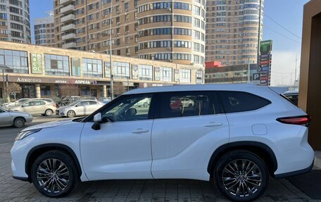 Toyota Highlander, 2025 год, 6 200 000 рублей, 8 фотография