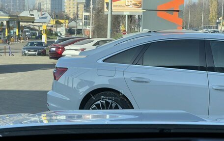 Toyota Highlander, 2025 год, 6 200 000 рублей, 28 фотография