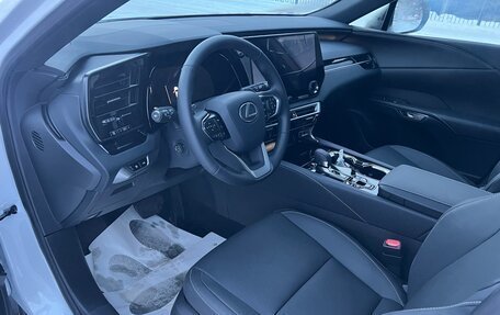 Lexus RX IV рестайлинг, 2025 год, 7 650 000 рублей, 9 фотография