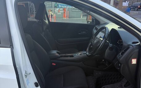 Honda Vezel, 2016 год, 1 530 000 рублей, 6 фотография