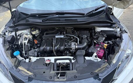 Honda Vezel, 2016 год, 1 530 000 рублей, 8 фотография