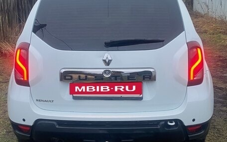 Renault Duster I рестайлинг, 2015 год, 1 050 000 рублей, 4 фотография