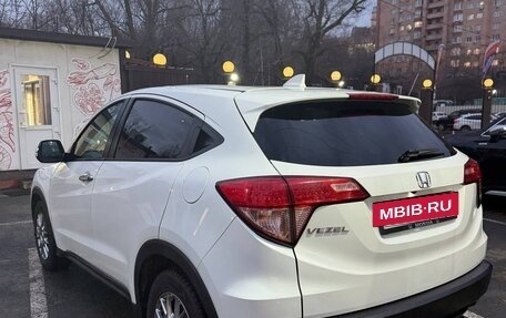 Honda Vezel, 2016 год, 1 530 000 рублей, 10 фотография