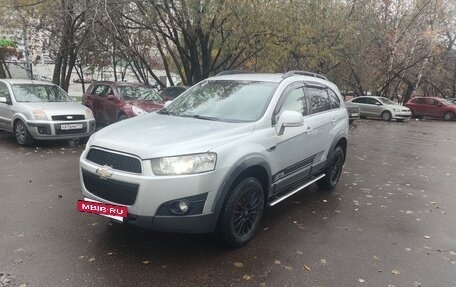Chevrolet Captiva I, 2012 год, 999 000 рублей, 3 фотография