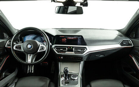 BMW 3 серия, 2020 год, 3 800 000 рублей, 13 фотография