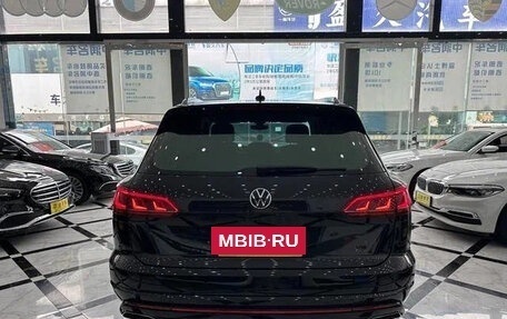 Volkswagen Touareg III, 2021 год, 4 860 000 рублей, 4 фотография