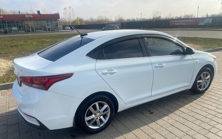 Hyundai Solaris II рестайлинг, 2019 год, 1 430 000 рублей, 3 фотография