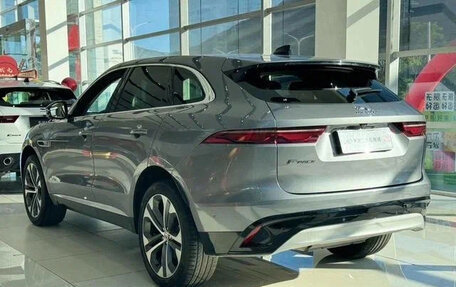 Jaguar F-Pace, 2022 год, 3 910 000 рублей, 4 фотография