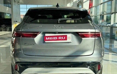 Jaguar F-Pace, 2022 год, 3 910 000 рублей, 5 фотография