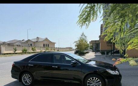 Toyota Camry, 2016 год, 1 750 000 рублей, 2 фотография