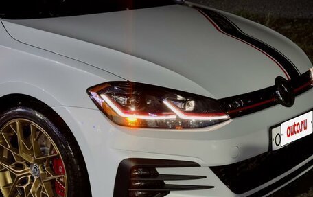 Volkswagen Golf GTI VII, 2018 год, 2 650 000 рублей, 3 фотография