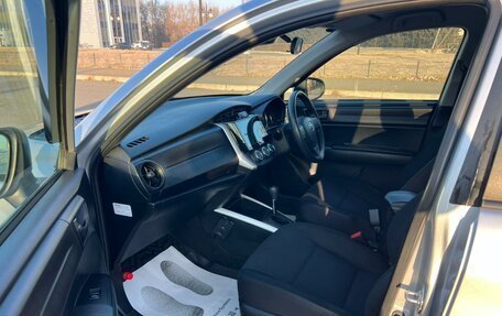 Toyota Corolla, 2018 год, 1 229 000 рублей, 10 фотография