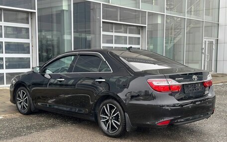 Toyota Camry, 2017 год, 2 030 000 рублей, 6 фотография