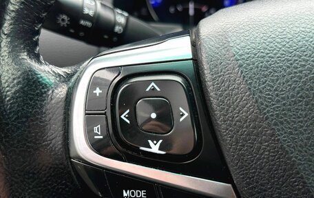 Toyota Camry, 2017 год, 2 030 000 рублей, 11 фотография