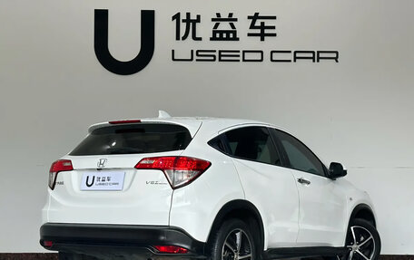 Honda Vezel, 2021 год, 1 650 000 рублей, 5 фотография