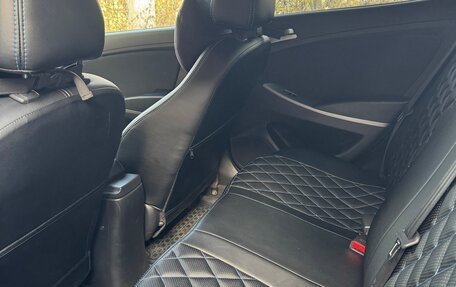 Hyundai Solaris II рестайлинг, 2014 год, 870 000 рублей, 8 фотография