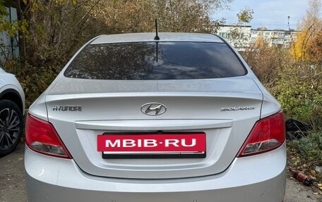 Hyundai Solaris II рестайлинг, 2014 год, 870 000 рублей, 2 фотография