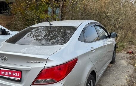 Hyundai Solaris II рестайлинг, 2014 год, 870 000 рублей, 3 фотография