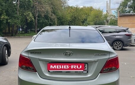 Hyundai Solaris II рестайлинг, 2015 год, 799 999 рублей, 4 фотография