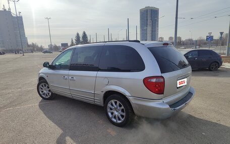 Chrysler Town & Country IV, 2001 год, 550 000 рублей, 2 фотография