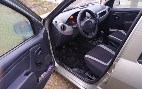 Renault Logan I, 2013 год, 400 000 рублей, 9 фотография