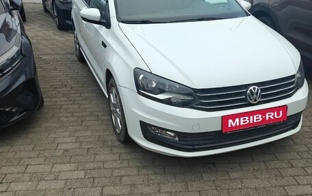 Volkswagen Polo VI (EU Market), 2016 год, 1 080 000 рублей, 1 фотография