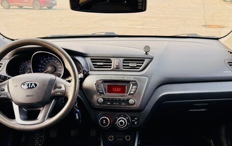 KIA Rio III рестайлинг, 2013 год, 600 000 рублей, 11 фотография