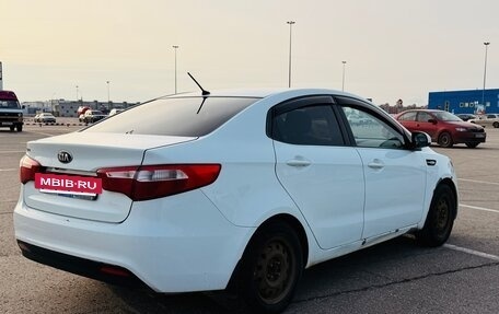 KIA Rio III рестайлинг, 2013 год, 600 000 рублей, 4 фотография