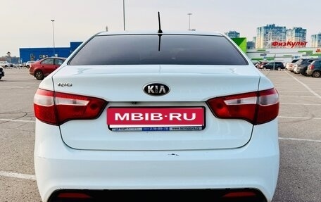 KIA Rio III рестайлинг, 2013 год, 600 000 рублей, 5 фотография