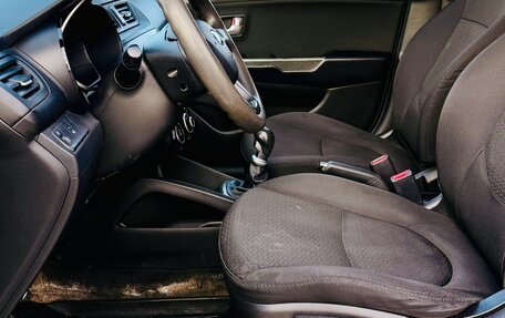 KIA Rio III рестайлинг, 2013 год, 600 000 рублей, 16 фотография