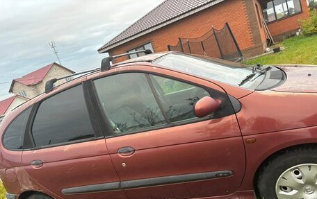 Renault Scenic III, 2001 год, 200 000 рублей, 12 фотография