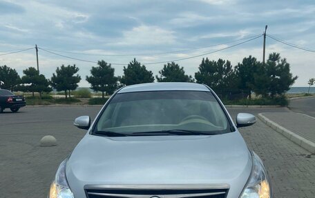 Nissan Teana, 2010 год, 850 000 рублей, 3 фотография