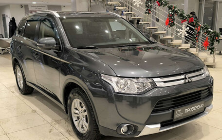 Mitsubishi Outlander III рестайлинг 3, 2014 год, 1 550 000 рублей, 3 фотография