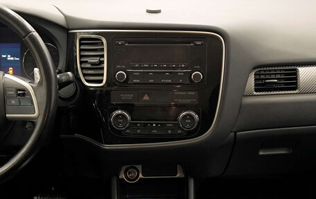 Mitsubishi Outlander III рестайлинг 3, 2014 год, 1 550 000 рублей, 18 фотография