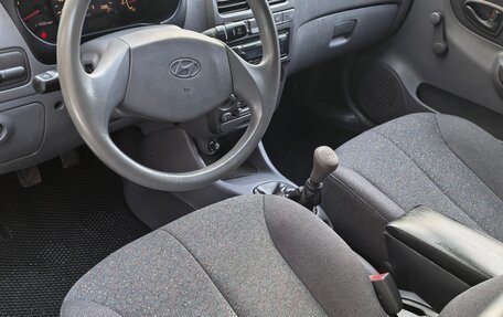 Hyundai Accent II, 2005 год, 262 000 рублей, 10 фотография