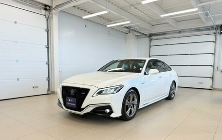 Toyota Crown, 2020 год, 3 699 900 рублей, 2 фотография