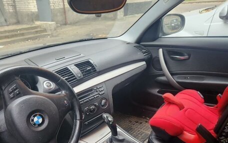 BMW 1 серия, 2011 год, 630 000 рублей, 5 фотография