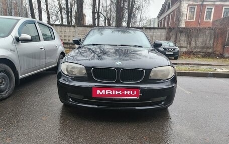 BMW 1 серия, 2011 год, 630 000 рублей, 3 фотография