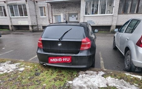 BMW 1 серия, 2011 год, 630 000 рублей, 4 фотография